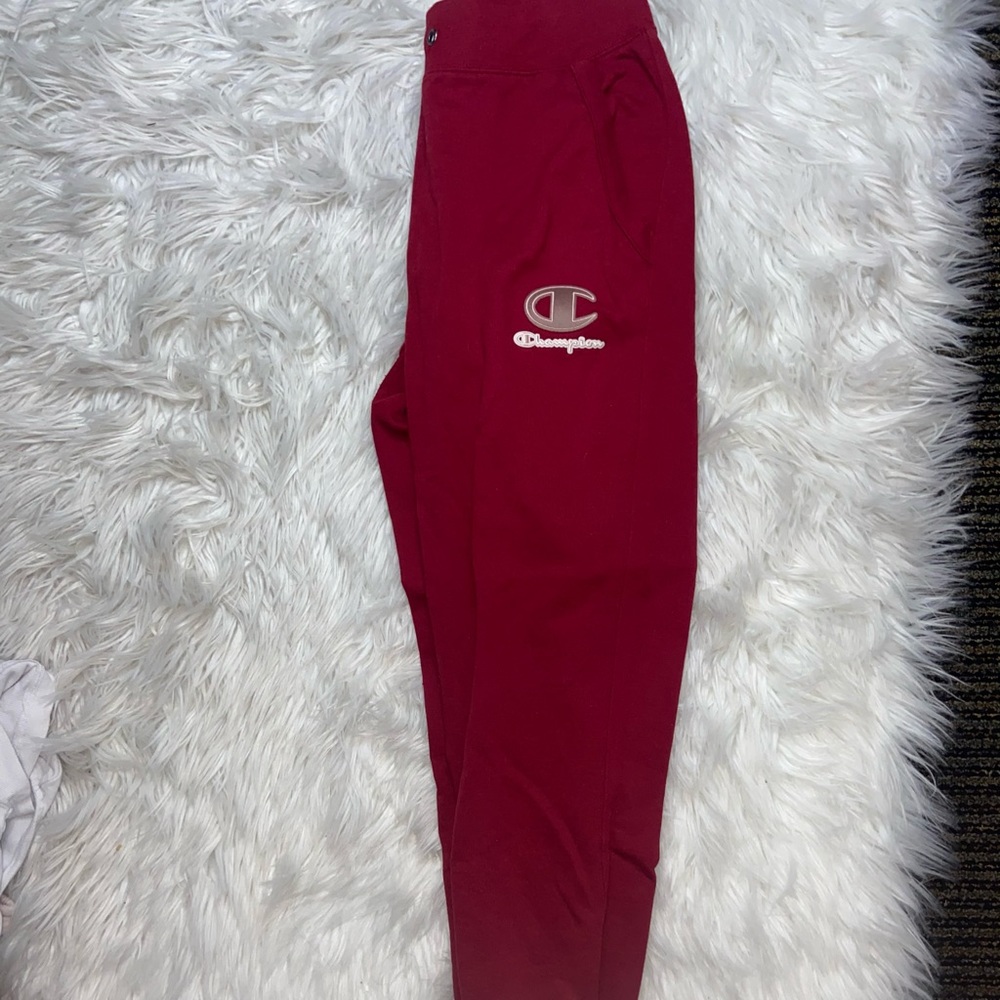 Red champion sweats missing string